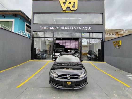 VOLKSWAGEN JETTA 2.0 COMFORTLINE FLEX 4P TIPTRONIC